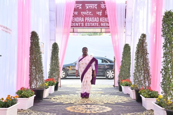सोमवार को प्रयागराज जाएंगी राष्ट्रपति द्रौपदी मुर्मू, संगम में करेंगी पवित्र स्नान