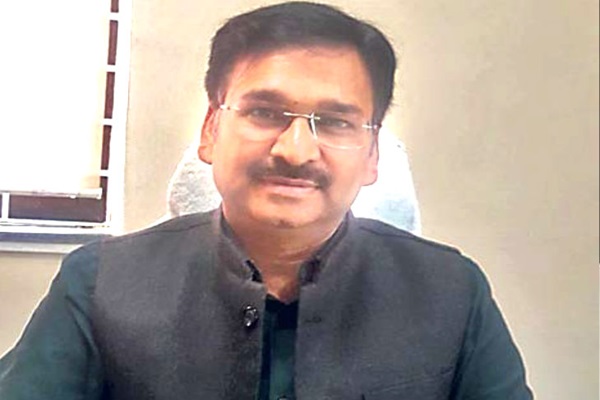 झारखंड शराब घोटाला: जेल गए अधिकारियों को सरकार ने किया निलंबित।