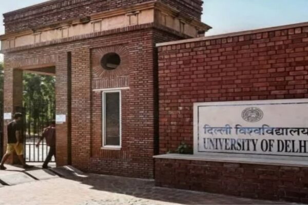 दिल्ली विश्वविद्यालय छात्रसंघ (DUSU) चुनाव 2025: देश के सबसे बड़े छात्र चुनाव आज, 2.75 लाख से अधिक छात्र मतदान करेंगे
